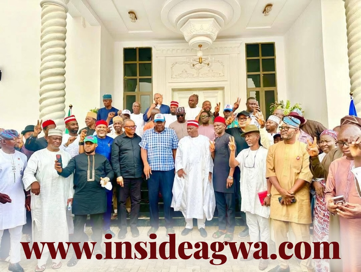 ‎Senator Dickson Welcomes Defecting Lawmakers, APC Chieftains Into NDC ‎