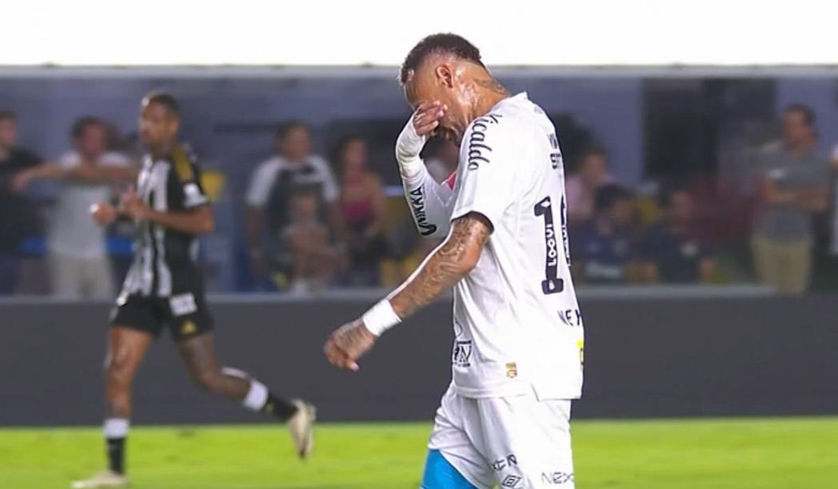 Brazil Sweat Over Neymar's Fitness as World Cup Return Delayed by Injury  ‎