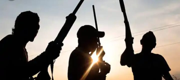 BREAKING: Gunmen Abduct Oyo Primary School Headmaster, Demand ₦30 Million Ransom