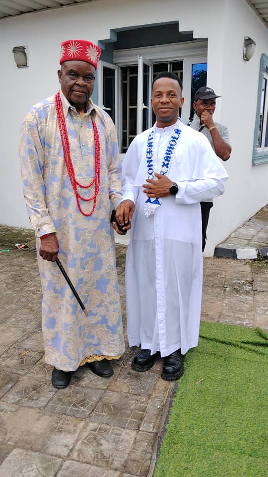 ‎MGBALA AGWA TRADITIONAL RULER, OLUOHA II, JOINS FAITHFUL TO CELEBRATE HOLY MASS WITH REV. FR. SAVIOUR OBINNA AKALADOR  ‎-Calls on Youths to Embrace Productive Lifestyle, Service to Humanity