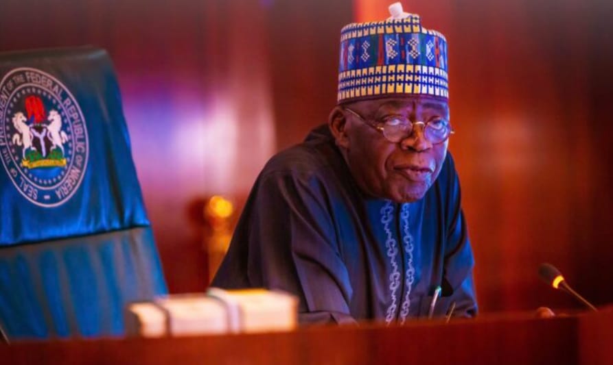Tinubu Extends Working Vacation, Sets Weekend Return to Nigeria